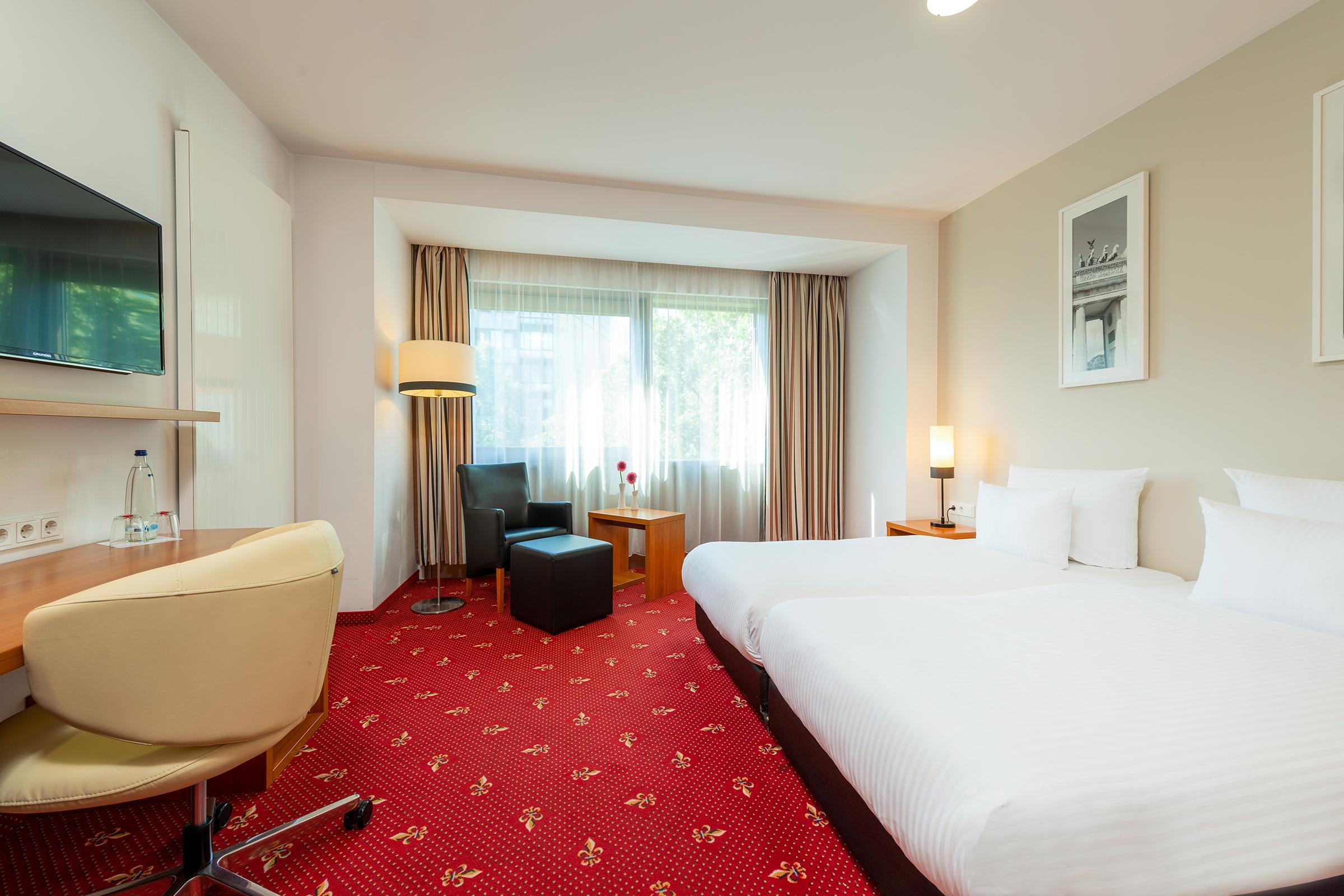 Hotel Leonardo Ku'damm 4*